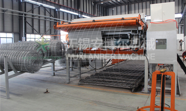 Mesh recoiling machine